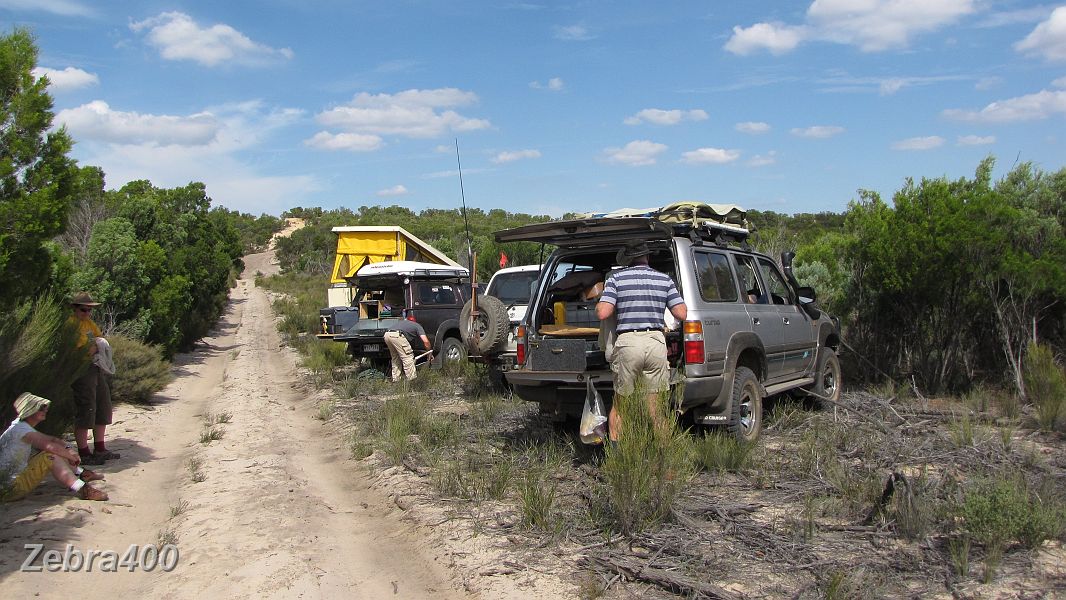 18-Convoy takes a  break on the Border Track.JPG